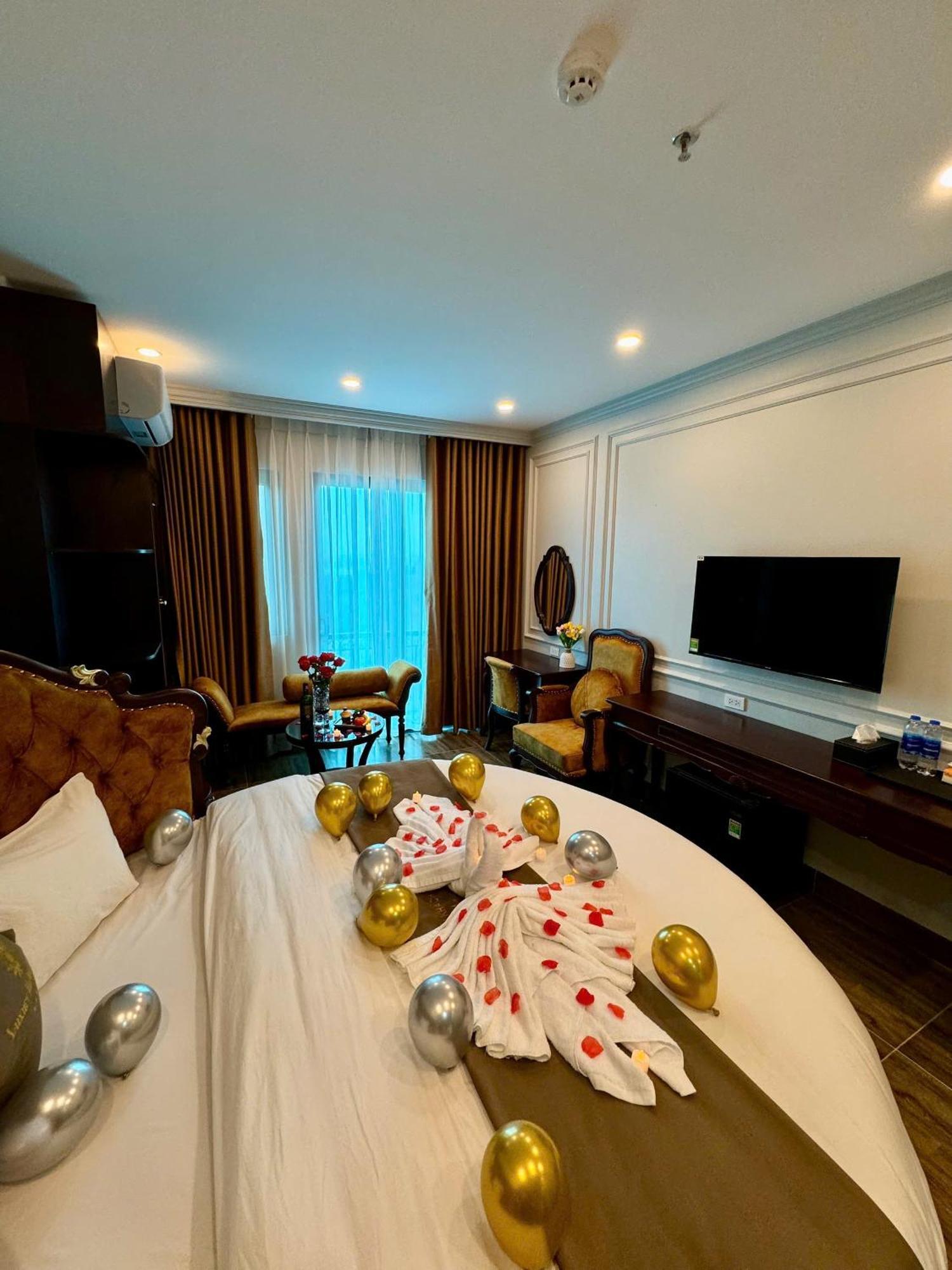 Luxury 3* Hanoi
