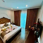 Luxury Hanoi Hotel