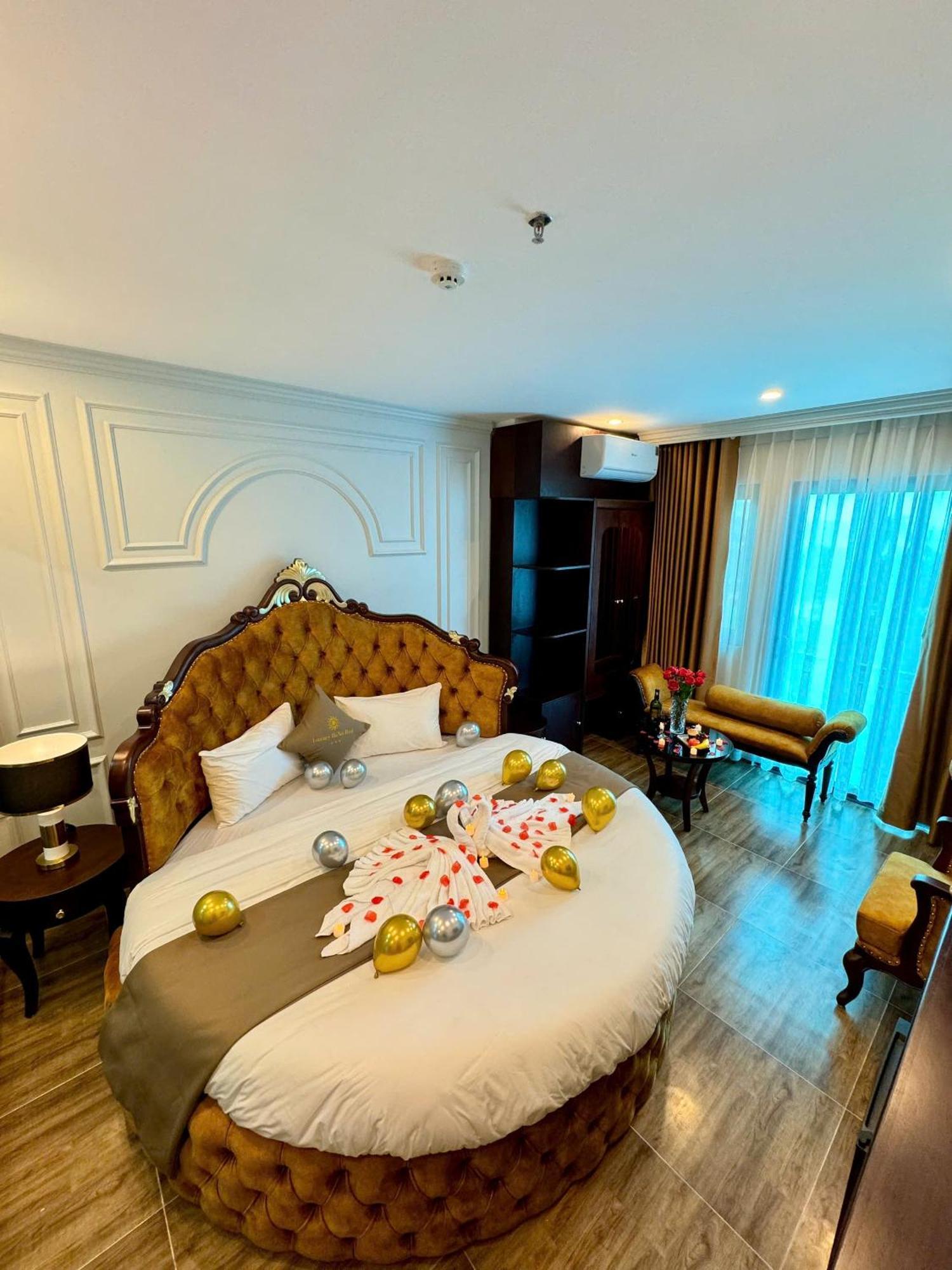 Hotel Luxury 3*